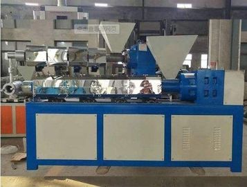 PPのプラスチック溶解によって吹かれる800kg/Day非編まれた生地の押出機